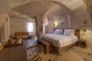 Millstone Cave Suites Hotel